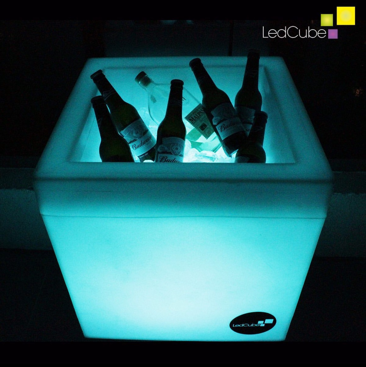 Hielera XL LED